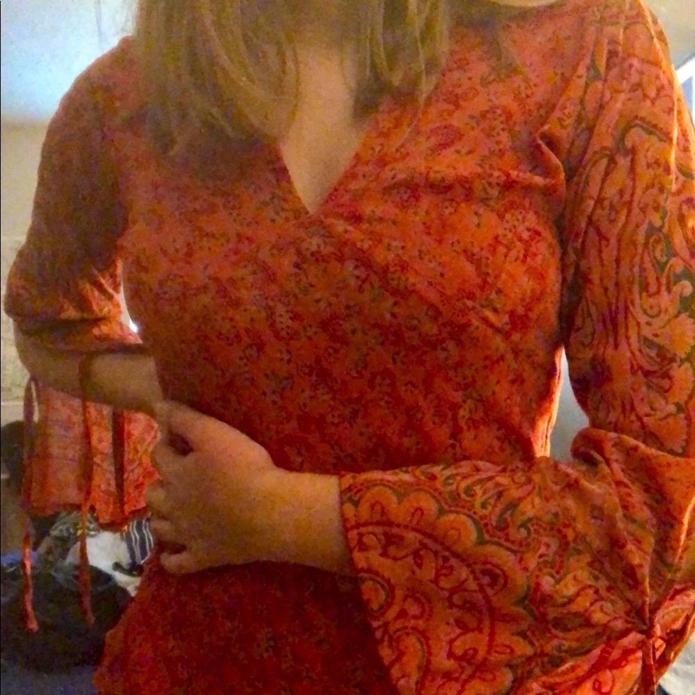 Vintage 60s 70s flowy shirt with wide sleeves